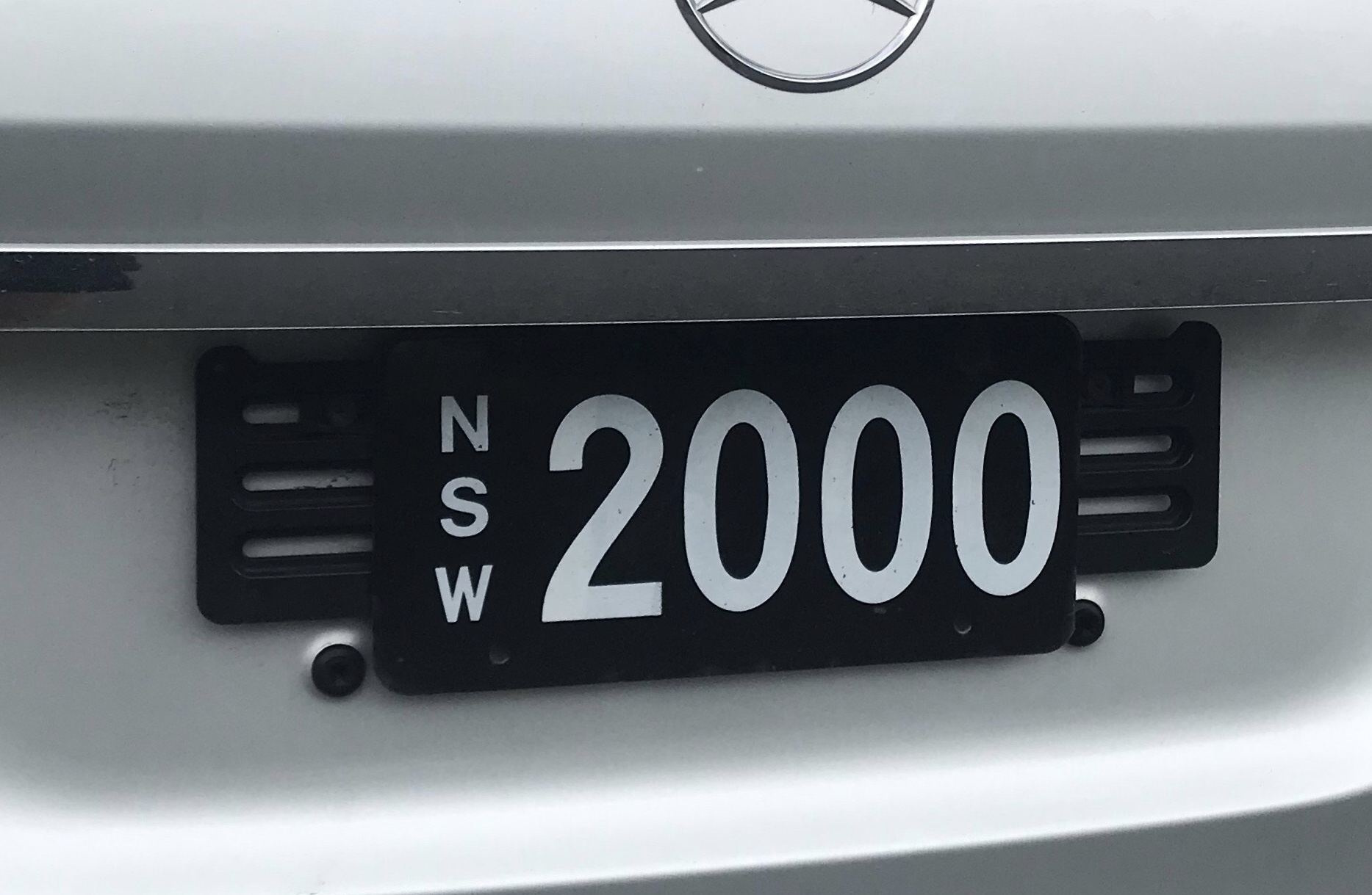 2700 number plate price